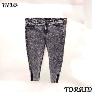 TORRID New Black Stone Washed Plus Size Skinny Ankle Zip Jeans Size 20